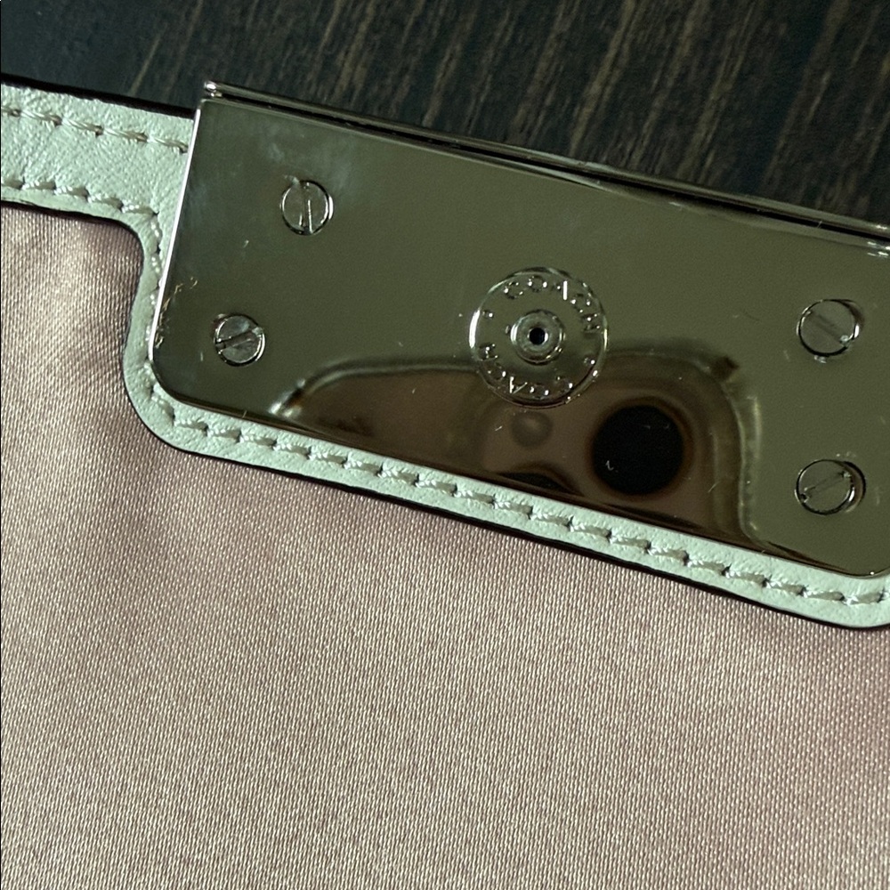 Coach Tan and Cream Croc-Embossed Shoulder Bag - Picture 10 of 13